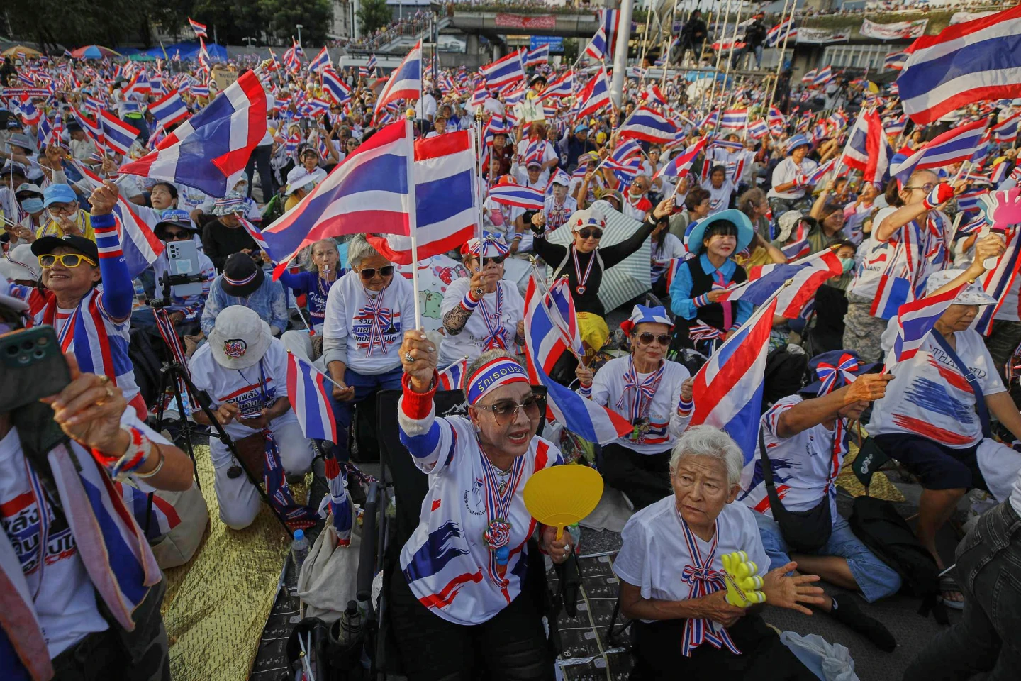 Protesters Demand Shinawatra’s Ouster as Cambodia Ties Ignite Outrage and Renew Military Backing