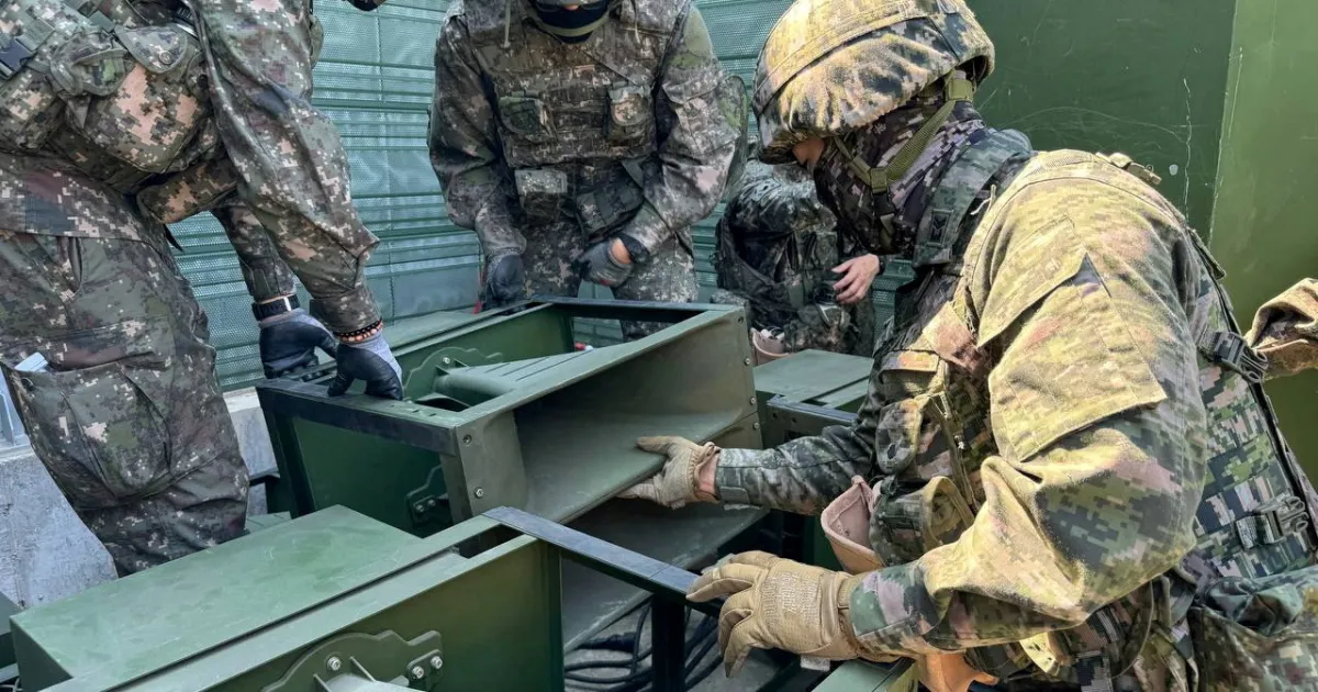 South Korea Dismantles Border Loudspeakers in Solo Move to Ease Tensions with Unyielding North