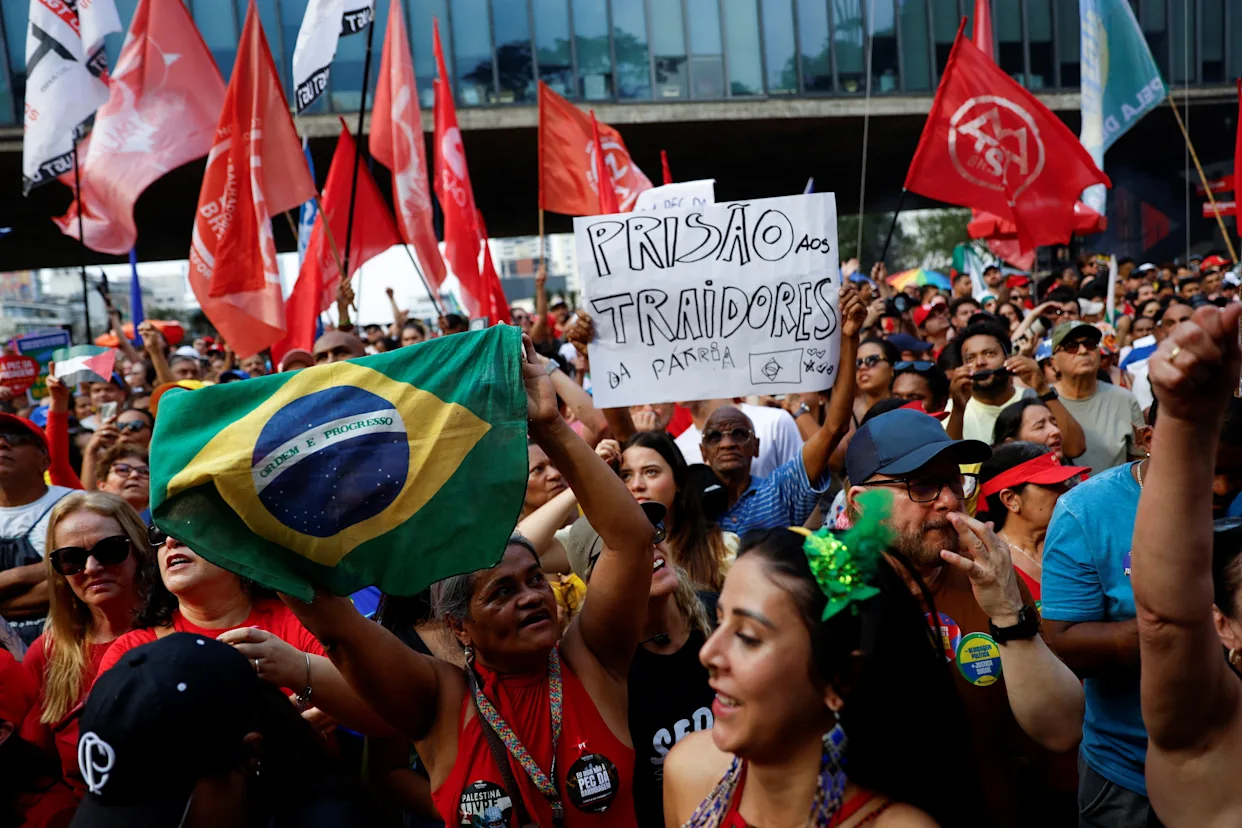 Brazil Erupts in Protest as Lawmakers Push Amnesty for Bolsonaro and Shield Themselves From Prosecution